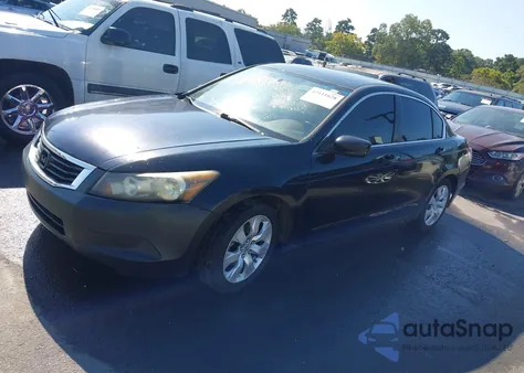2008 Honda Accord 2.4 Ex from USA, damaged, VIN 1HGCP267X8A163657